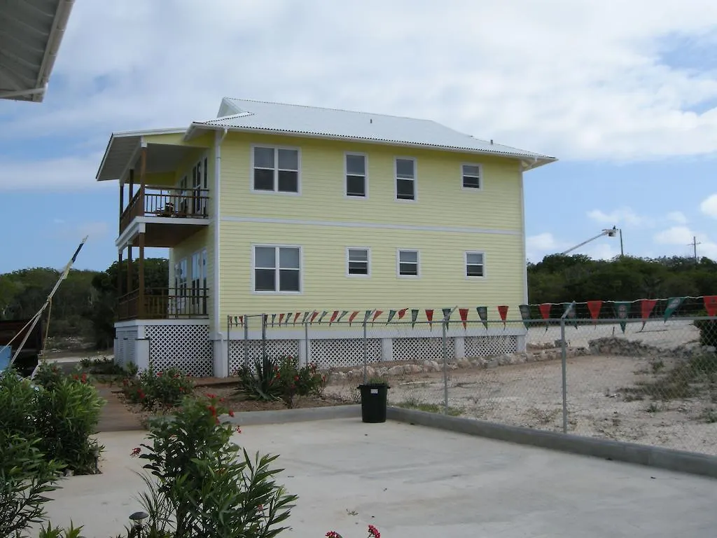 Long Island Breeze Resort Hotel
