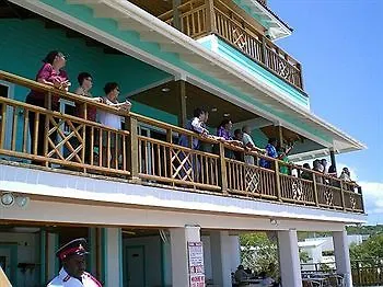 Long Island Breeze Resort Bahamas